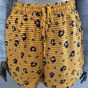 Cotton On printed shorts